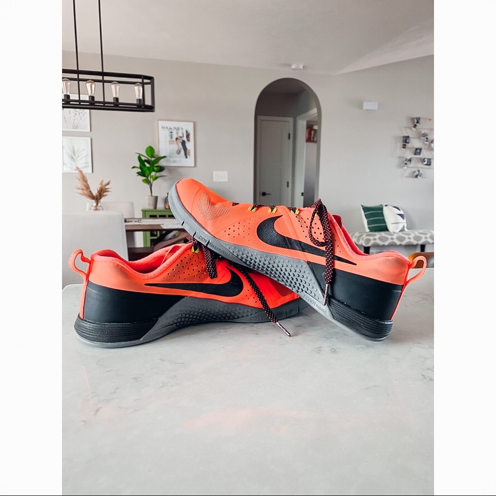 Nike original Metcon Flywire training shoes size 10